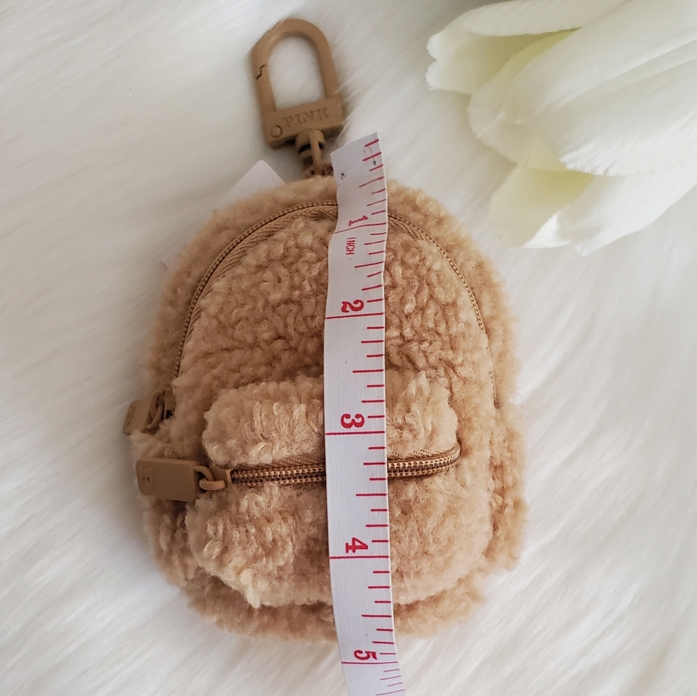 Pink Victoria's Backpack Keychain - Picture 5 of 8